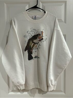 Realtree White Crewneck Sweatshirt with Bass Fishing Graphic